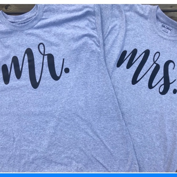 Mr. And Mrs. Shirts brand new - Picture 1 of 1